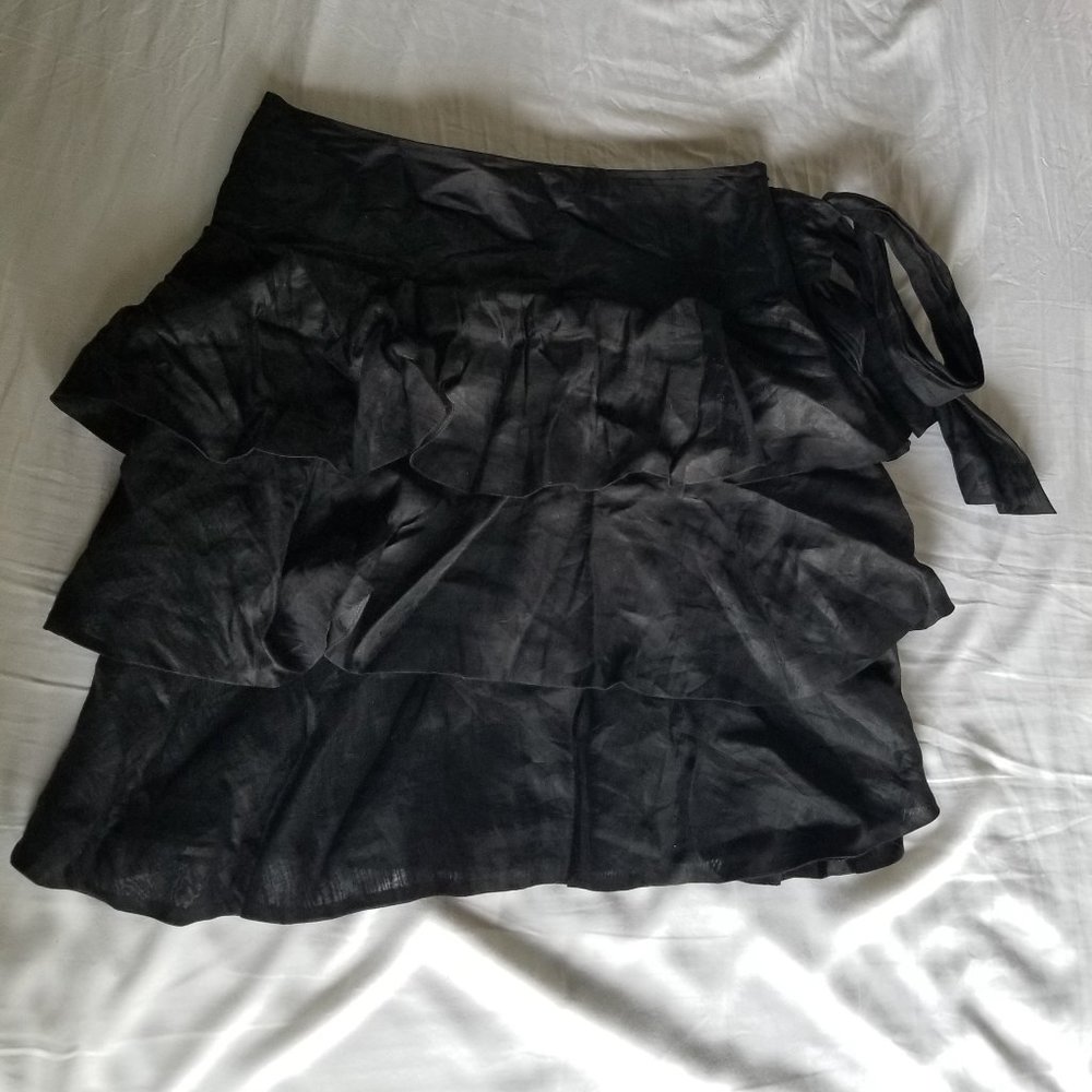 Club Monaco black tiered skirt